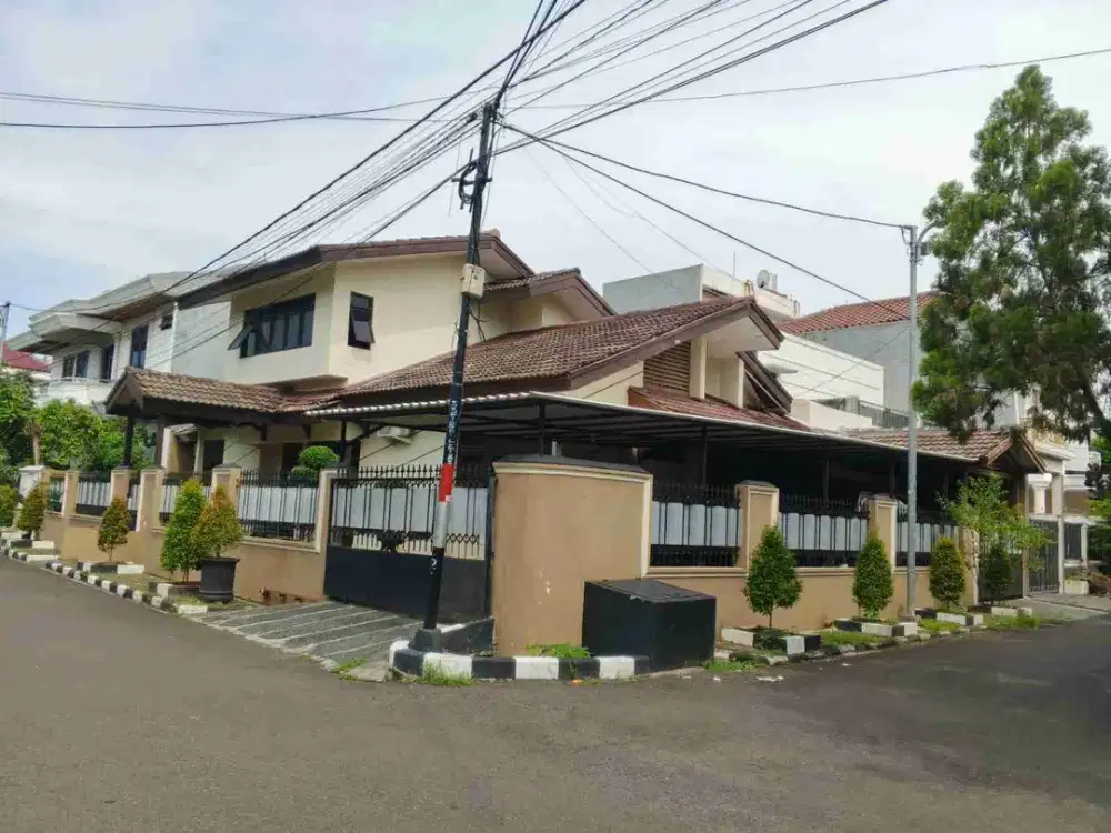 Rumah Komplek Billymoon Pondok Kelapa