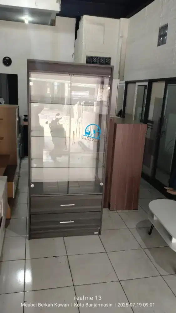 Ready!! Lemari Hias 2 pintu