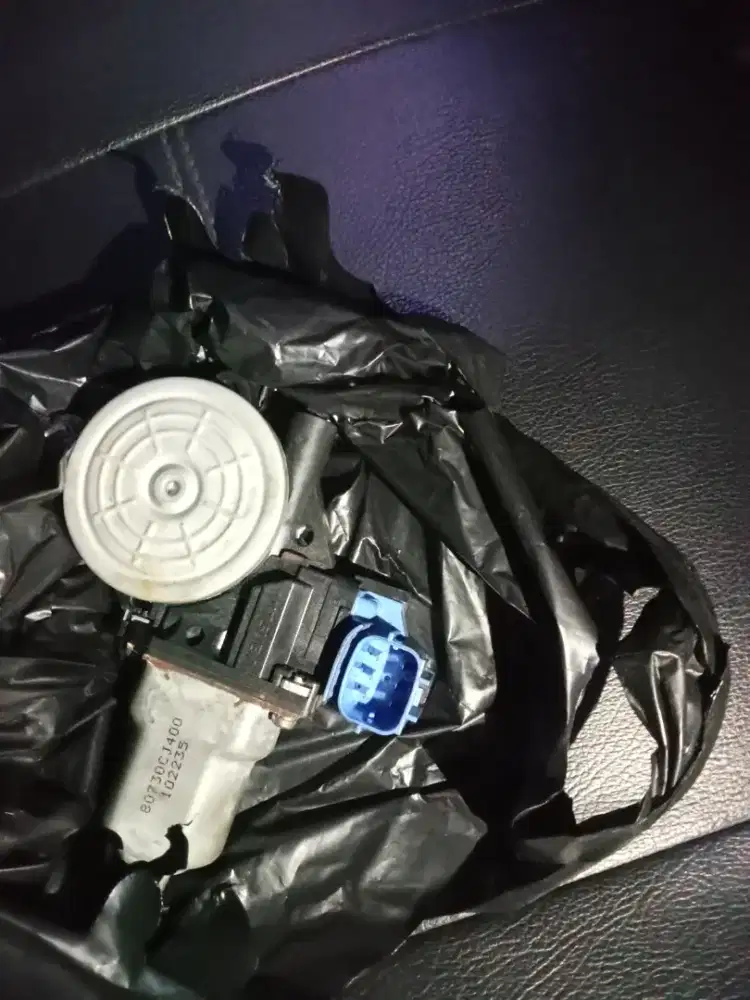 Motor ori power window livina