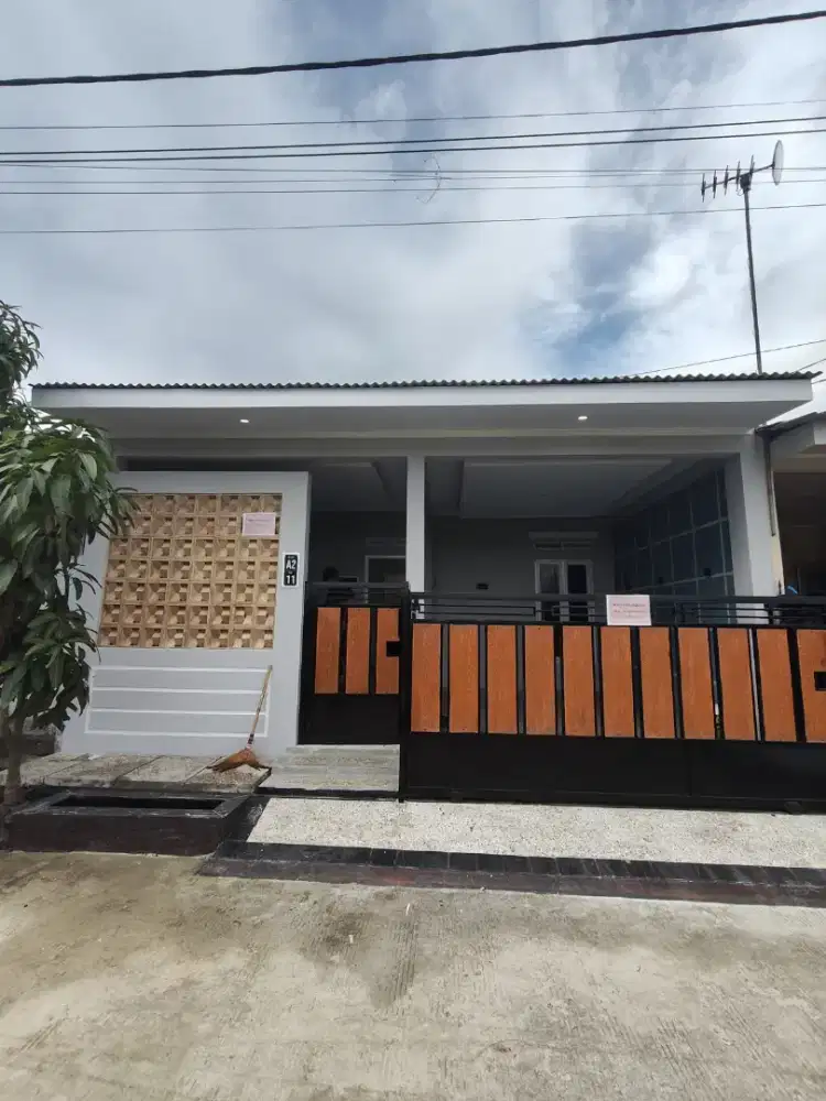 Rumah kontrakan estetik keluarga bahagia