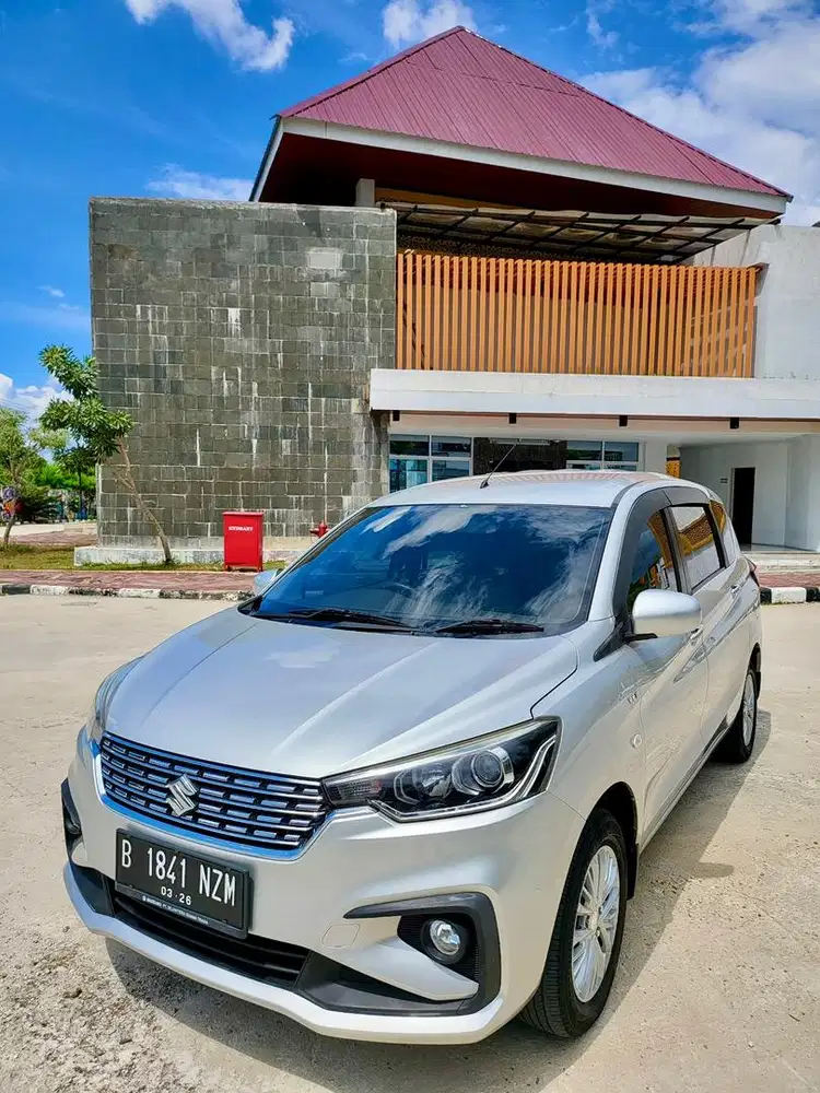 DIJUAL CEPAT BERGARANSI PUAS SUZUKI ERTIGA GL PEMAKAIAN 2021 MT 1,4