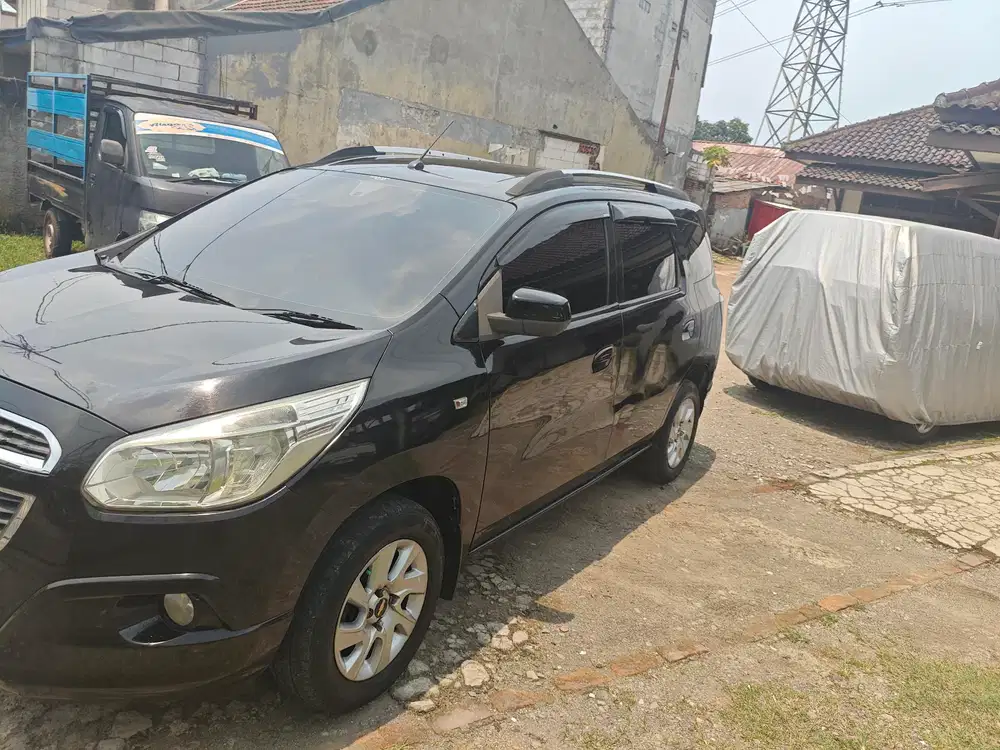 Chevrolet Spin 2015 Bensin