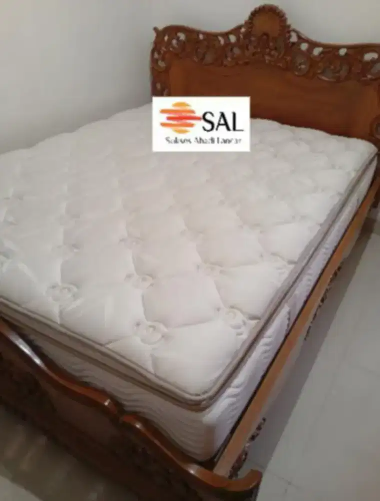 Tempat Tidur Asli Jati Kuno Full Ukiran & Kasur Springbed Merk SERTA