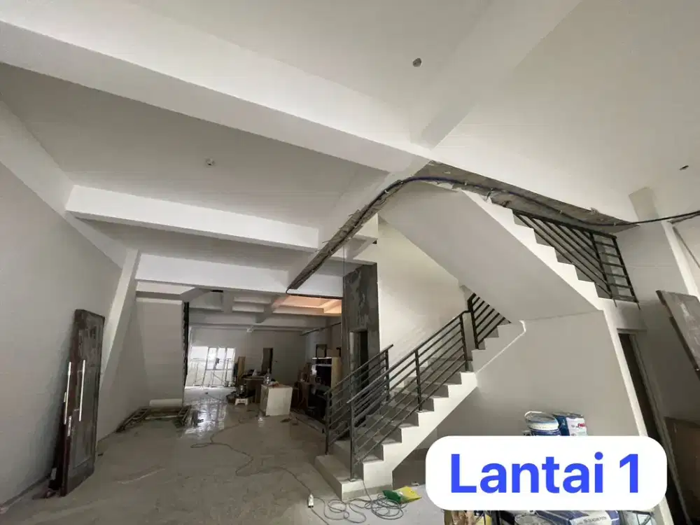 Ruko Dharmahusada Sebaris Dengan Depot Bu Rudy Cocok Buat Kantor