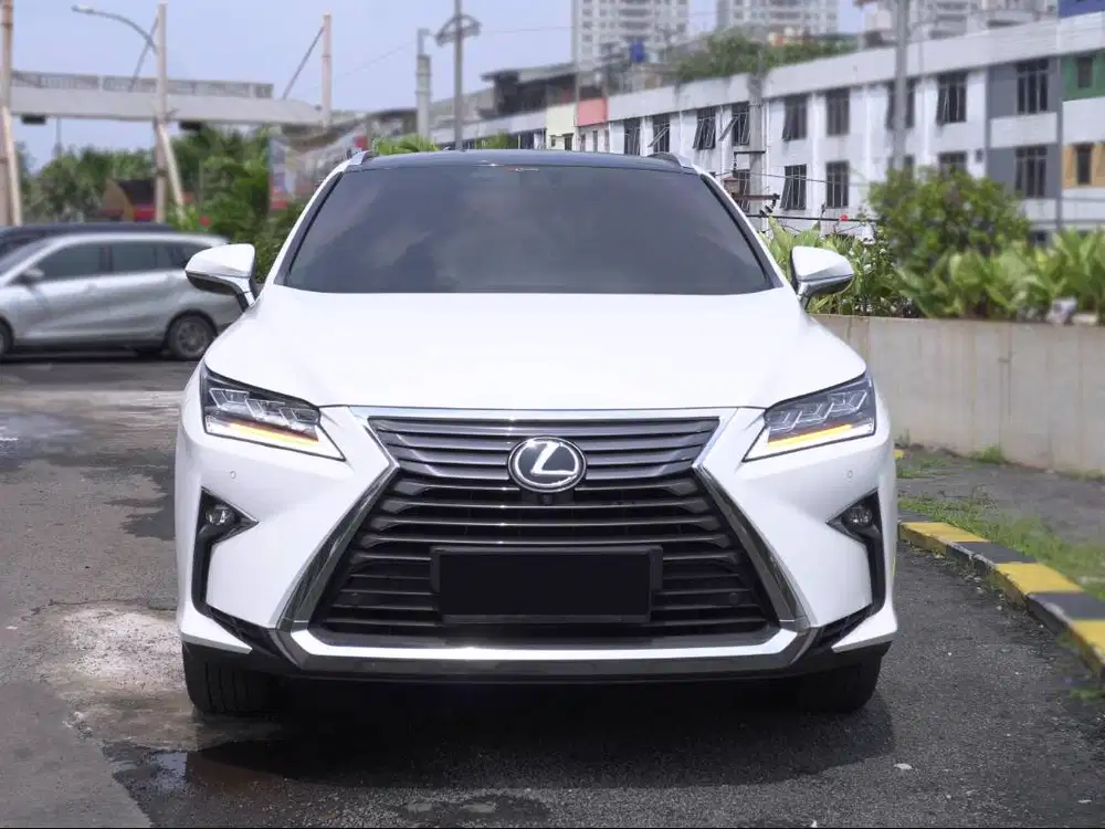 Genap Bunga=5% TAX=AGUSTUS Lexus RX300 luxury 2019 rx 300 LUXURY 2019