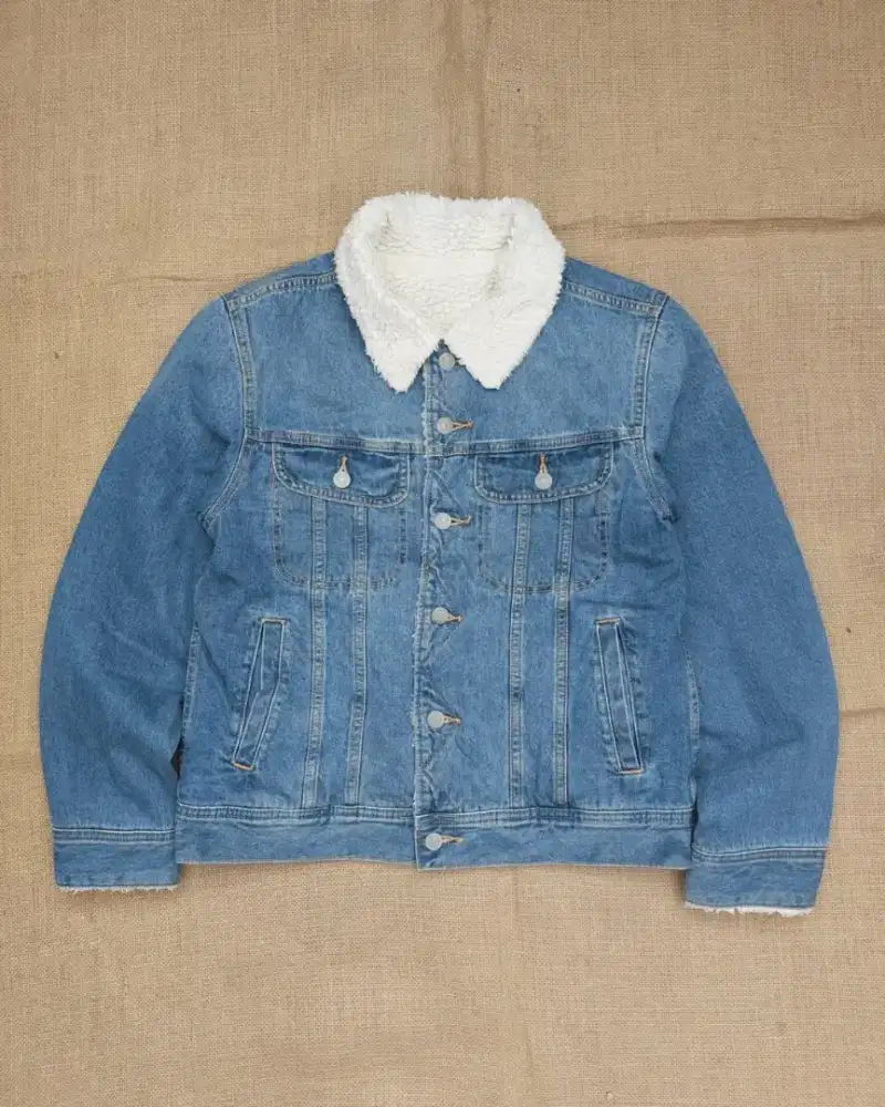 GU by Uniqlo Jaket Jeans Sherpa Trucker Denim Jacket