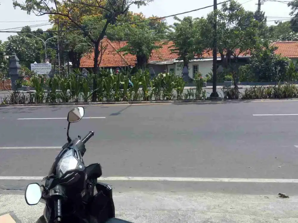 DIJUAL* GUDANG* BISA UNTUK TOKO SANGAT STRATEGIS JL. KENJERAN