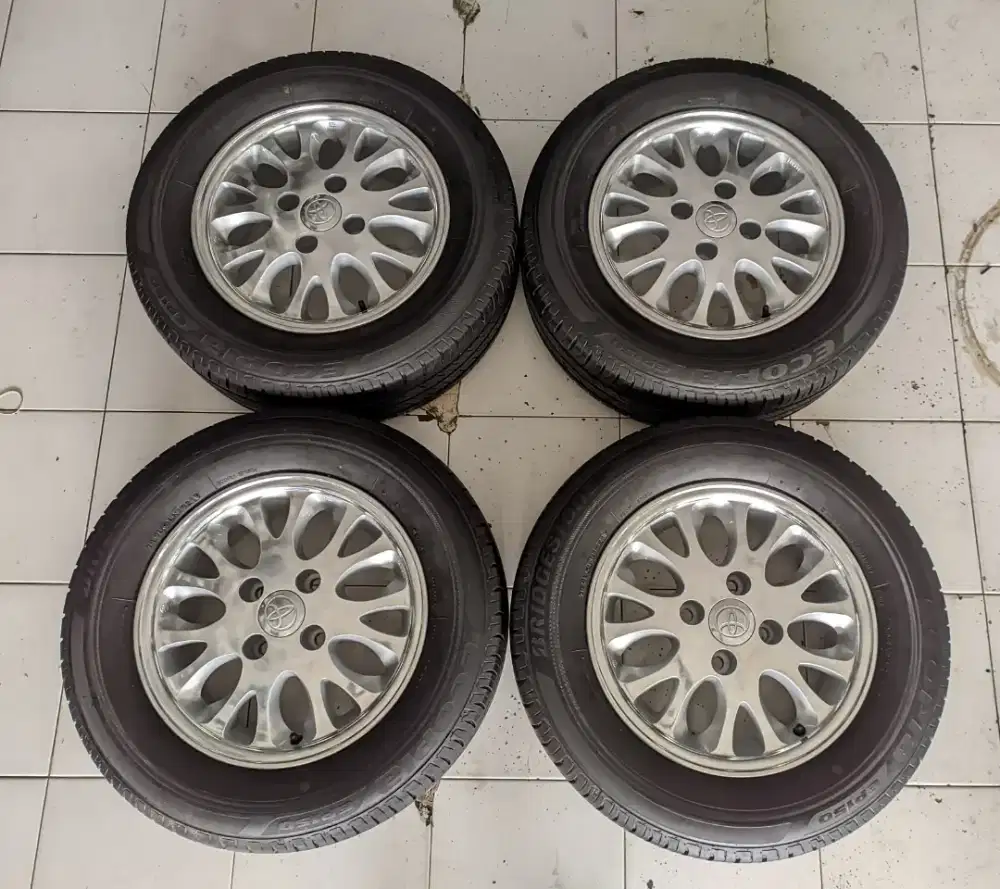 R15 Original Kijang Krista+Ban Bridgestone 95%