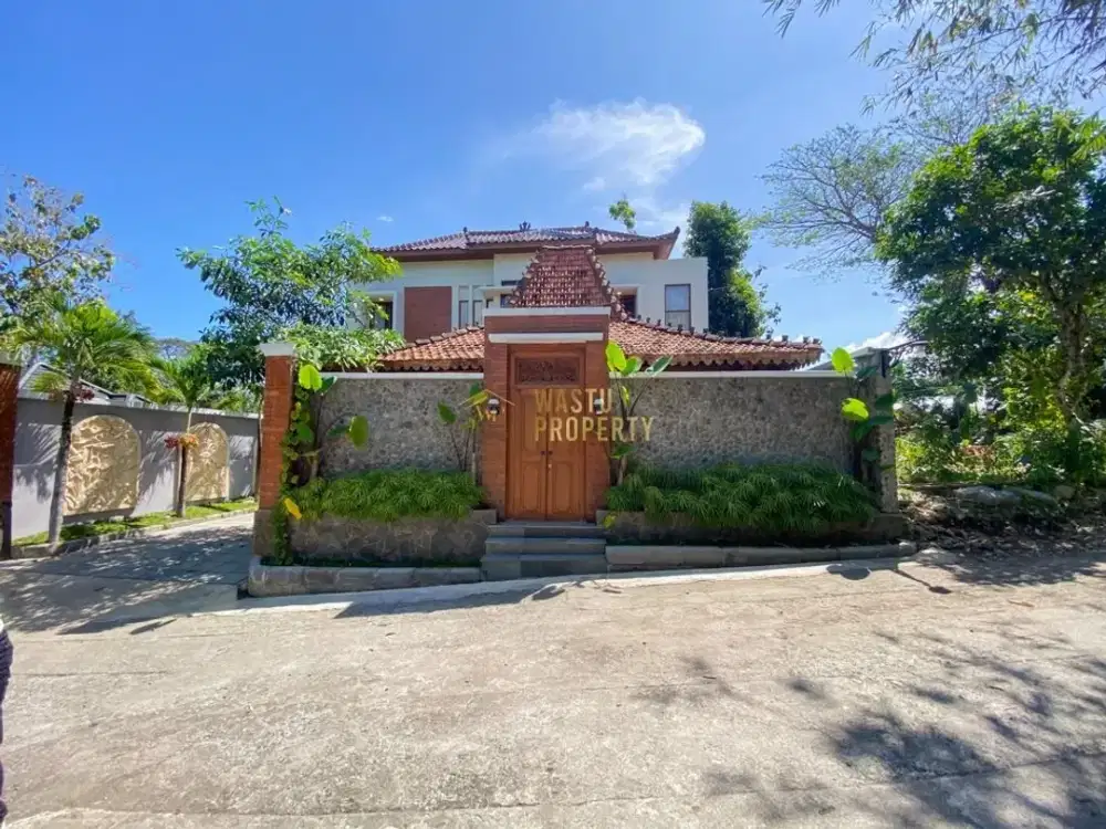 VILLA JOGLO ETNIK FULL FURNISHED DENGAN KOLAM RENANG DI SLEMAN