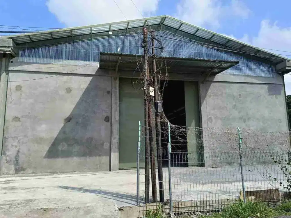 Gudang Luas Akses tronton buluh indah Denpasar Bali