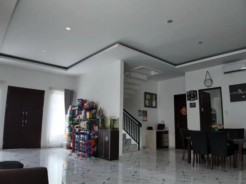 Dijual Cepat Rumah Bagus Di The eminent , cluster illustria