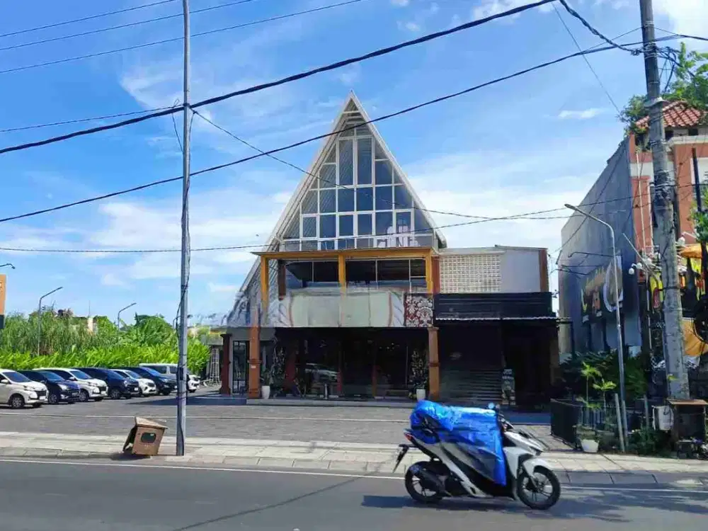 Gedung premium strategis Dewi Sri Kuta Bali