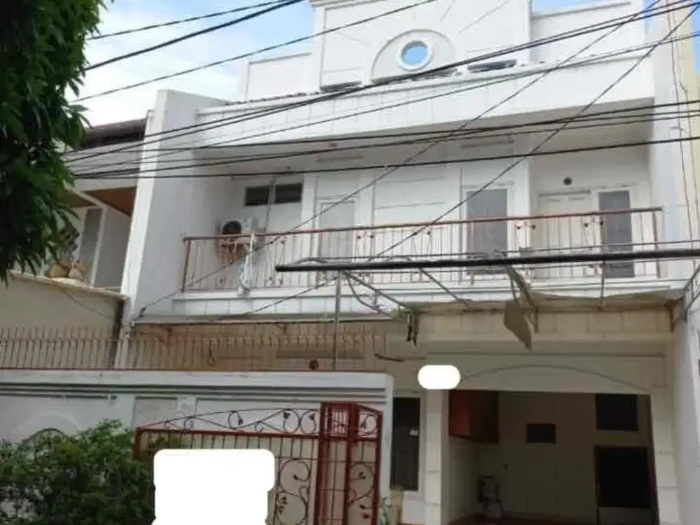 Dijual rumah Kelapa Gading