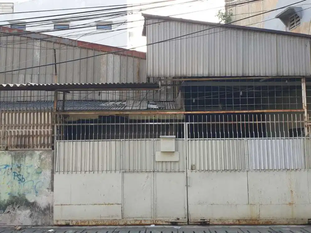 Di Jual Rumah Tua/Gudang Di Jakarta Pusat