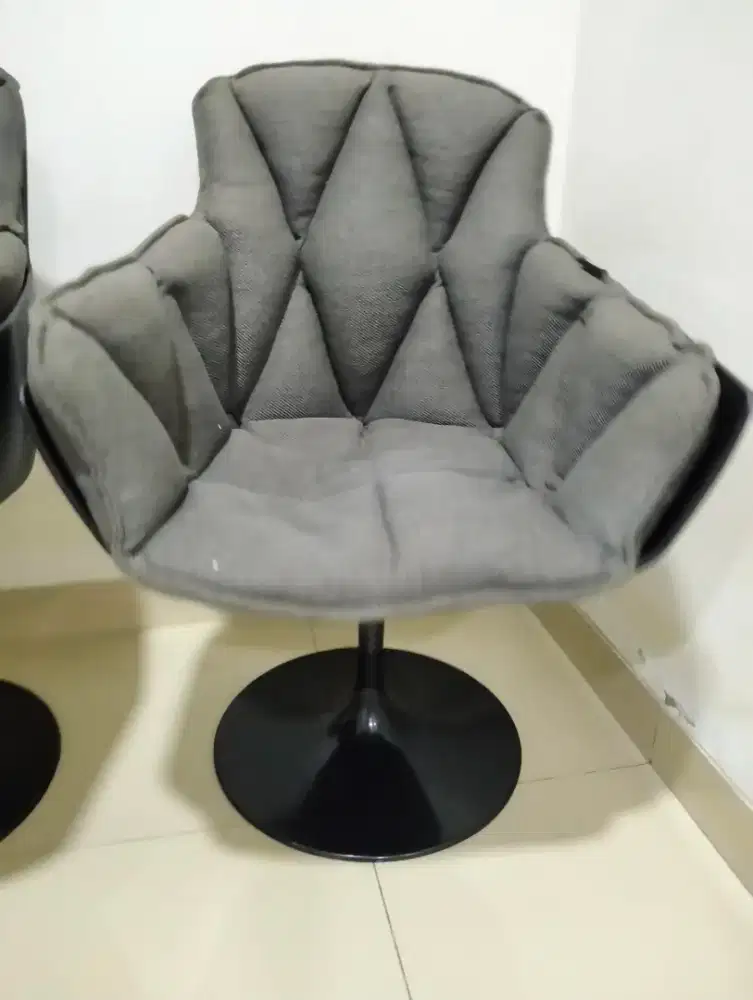 Kursi kerja, kursi makan, kursi santai, merk Informa.