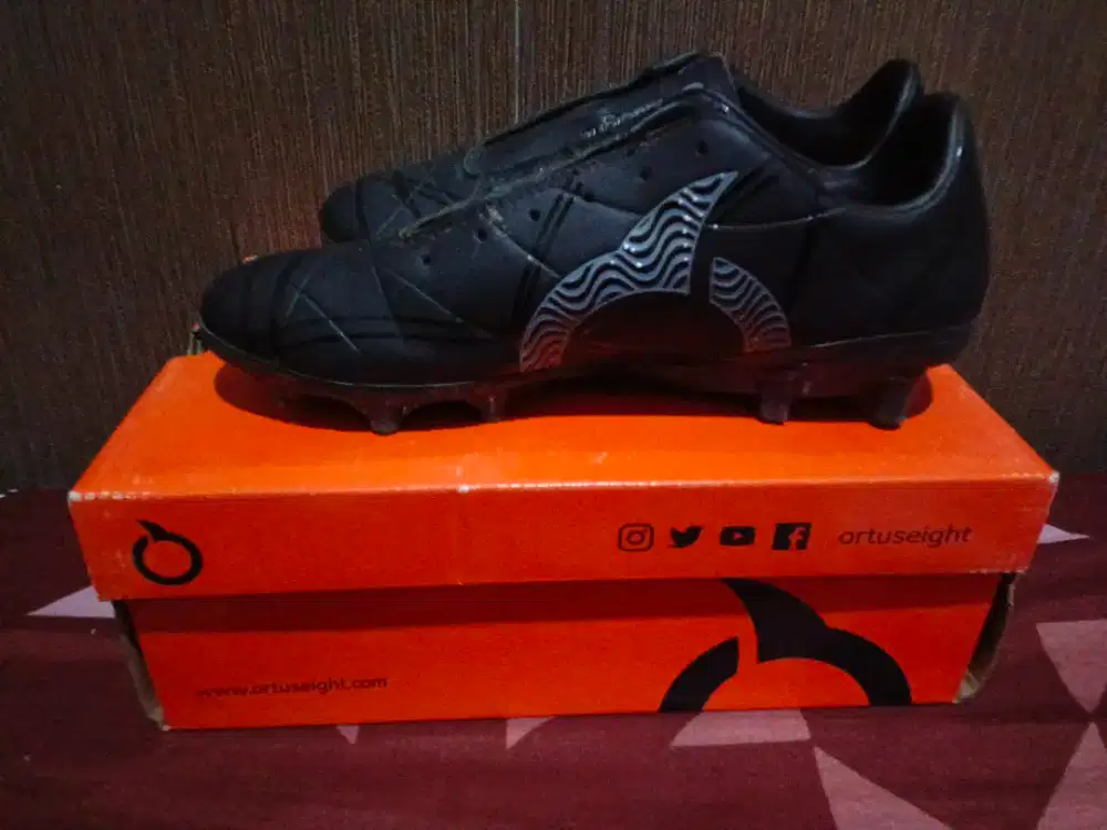 jual sepatu bola