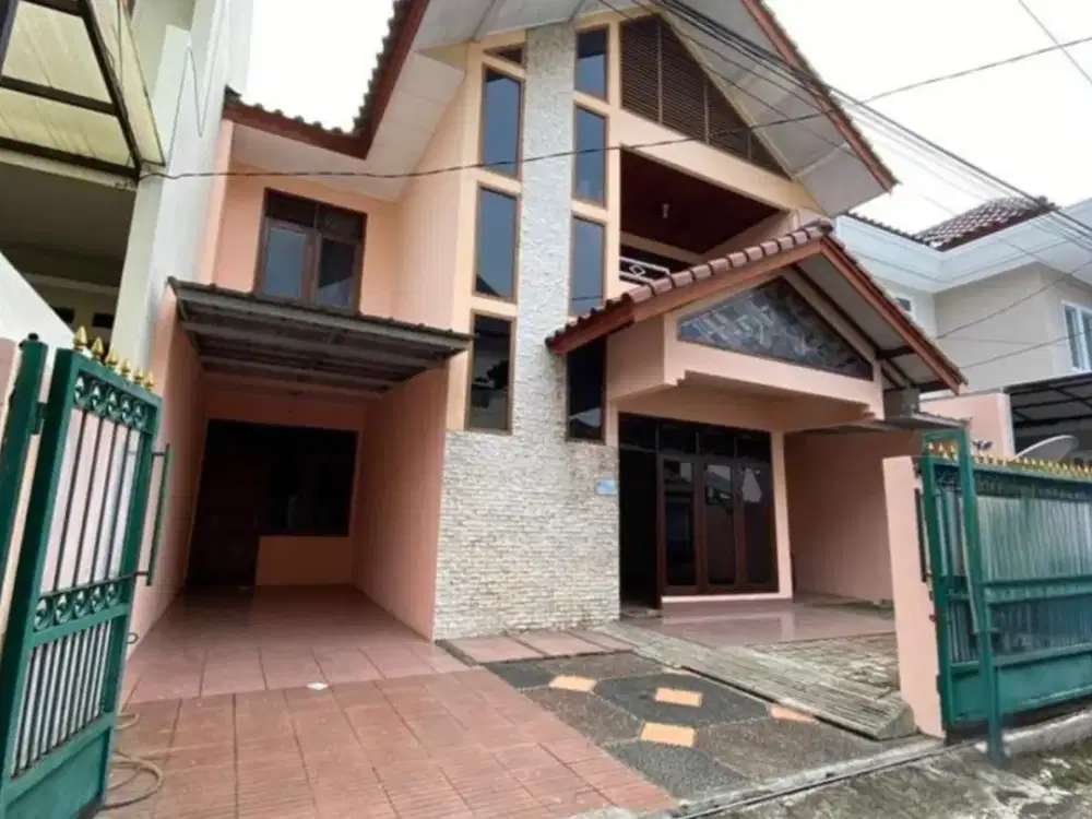 Rumah 2 Lantai Siap Huni Di Tebet