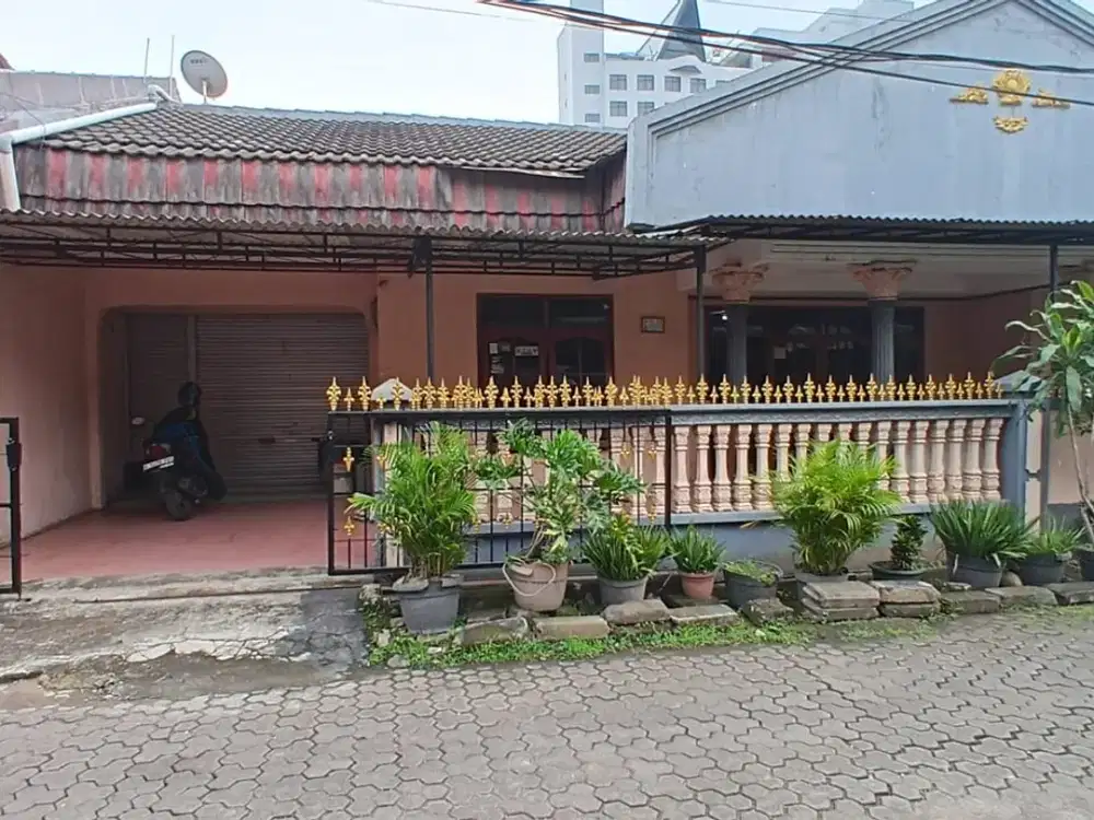 Rumah 2 Lantai Siap Huni - Jaka Sampurna