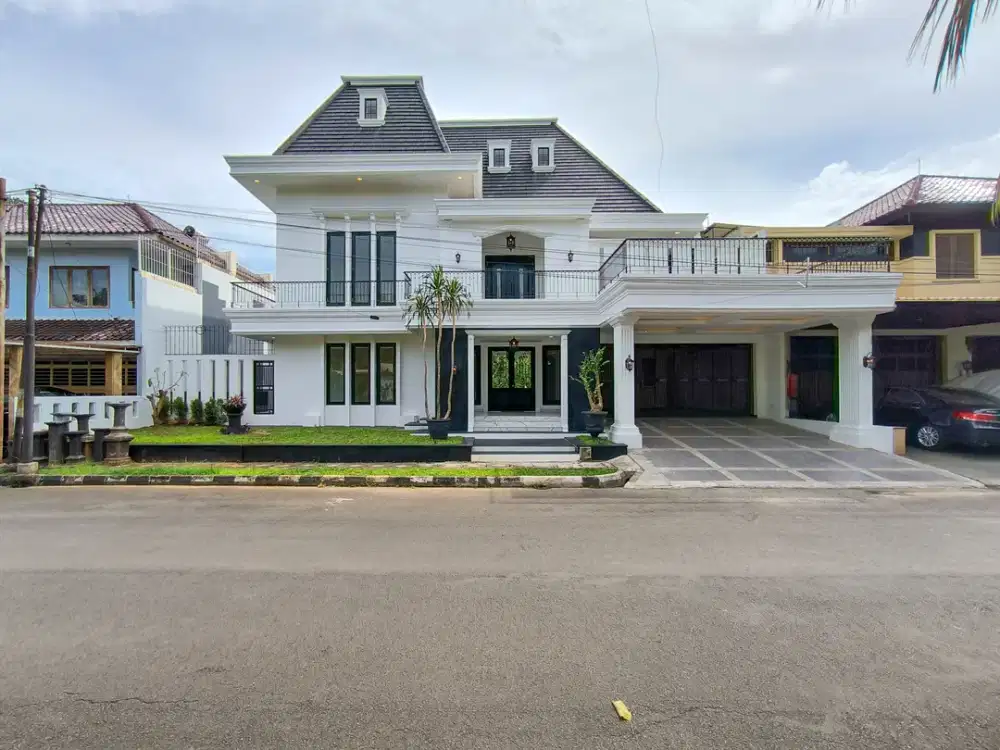 Rumah Bagus Dengan Kolam Renang Di Bintaro Sektor 8