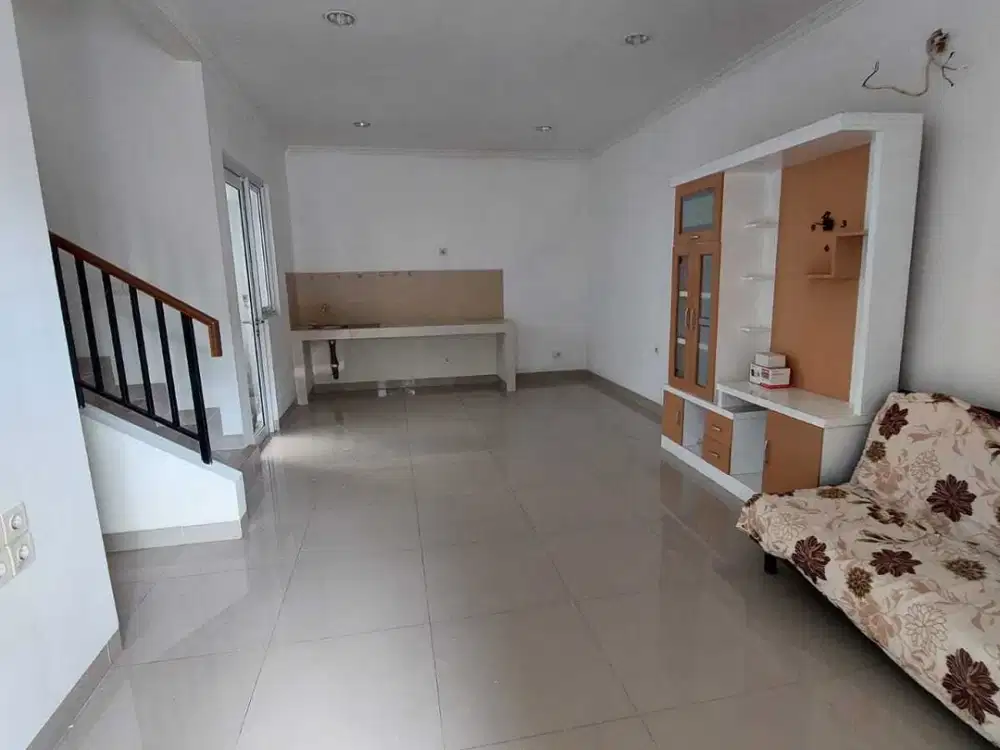 RUMAH DI VERDI SYMPHONIA GADING SERPONG AREA NYAMAN UNTUK TINGGAL