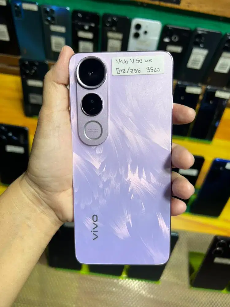 Vivo v50 lite  ram 8+8/256