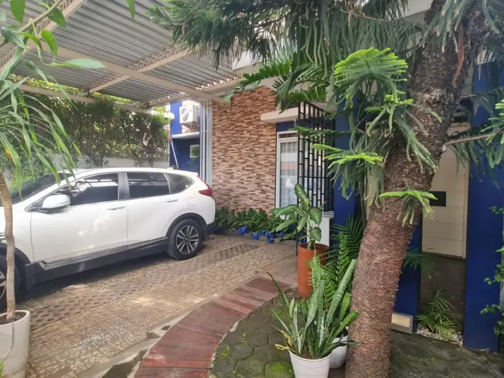 Rumah cantik siap Huni full furnish di daerah Kebagusan Jakarta Selatan.