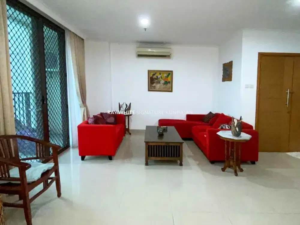 Apartemen Hampton's Park di Exclusive Tower dekat Cilandak Town Square