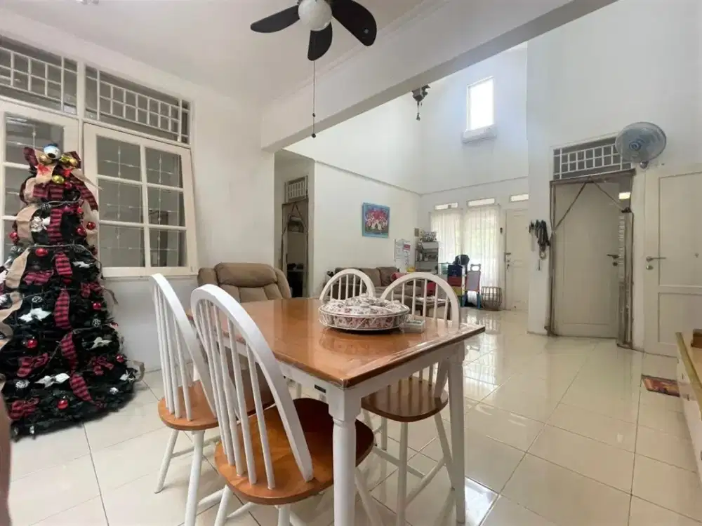 Rumah Bagus Rapih Di Kucica Bintaro Jaya Sektor 9