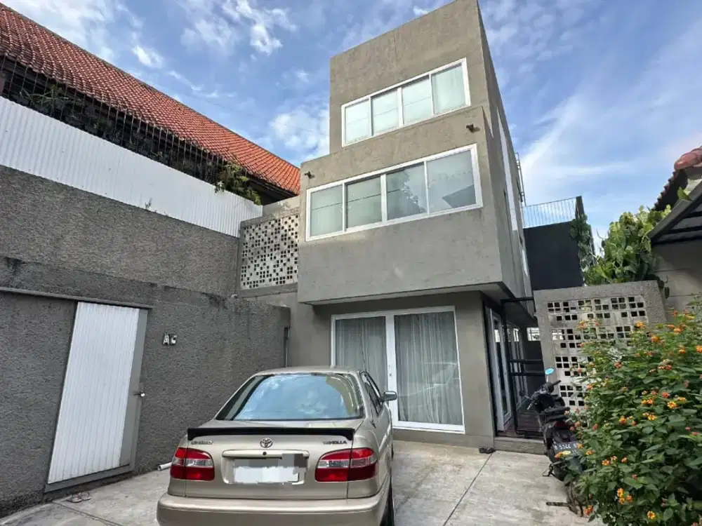 Dijual Rumah Cantik di Cigadung Greenland, Bandung