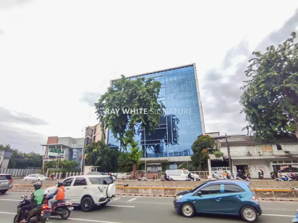 Gedung Kantor 8 Lantai di daerah Buncit Raya