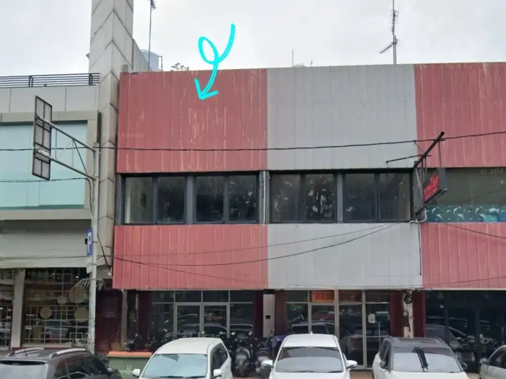 Ruko Boulevard Raya, Kelapa Gading. 4,5x17 m2. Lokasi strategis, di pusat keramaian Kelapa Gading