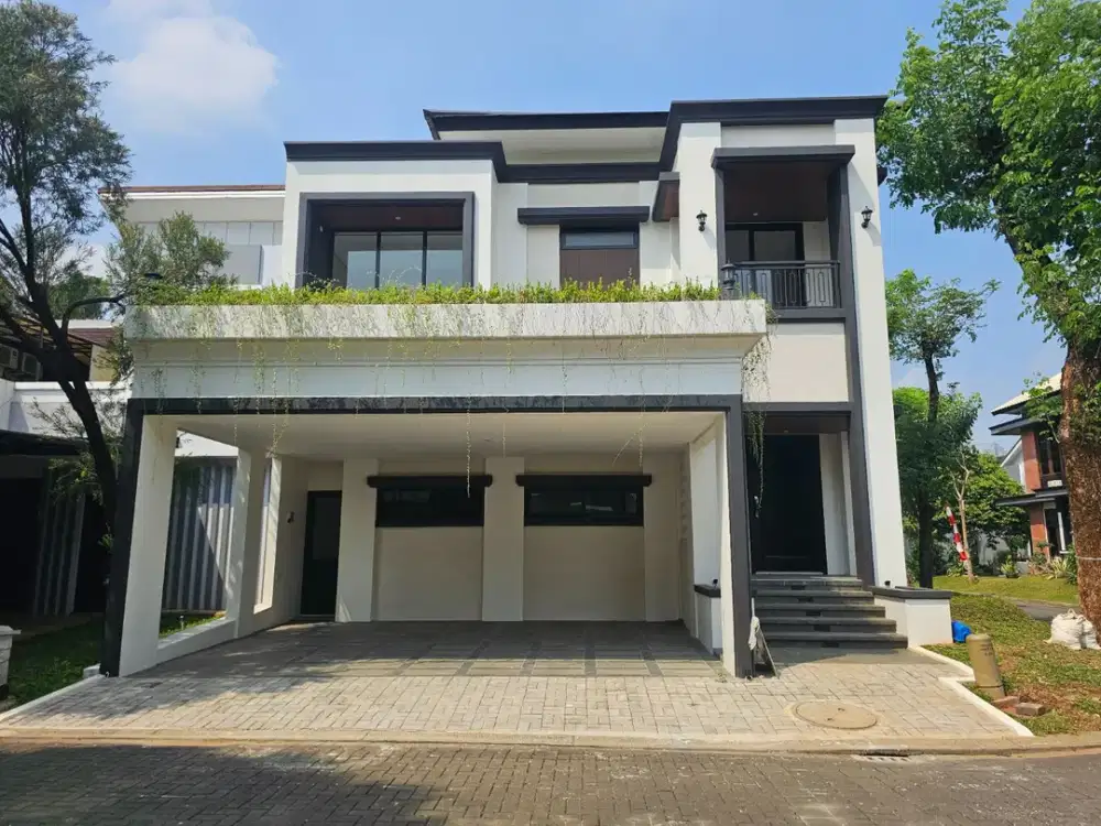 Dijual Rumah Bangunan Mandiri Foresta Naturale BSD City Hoek
