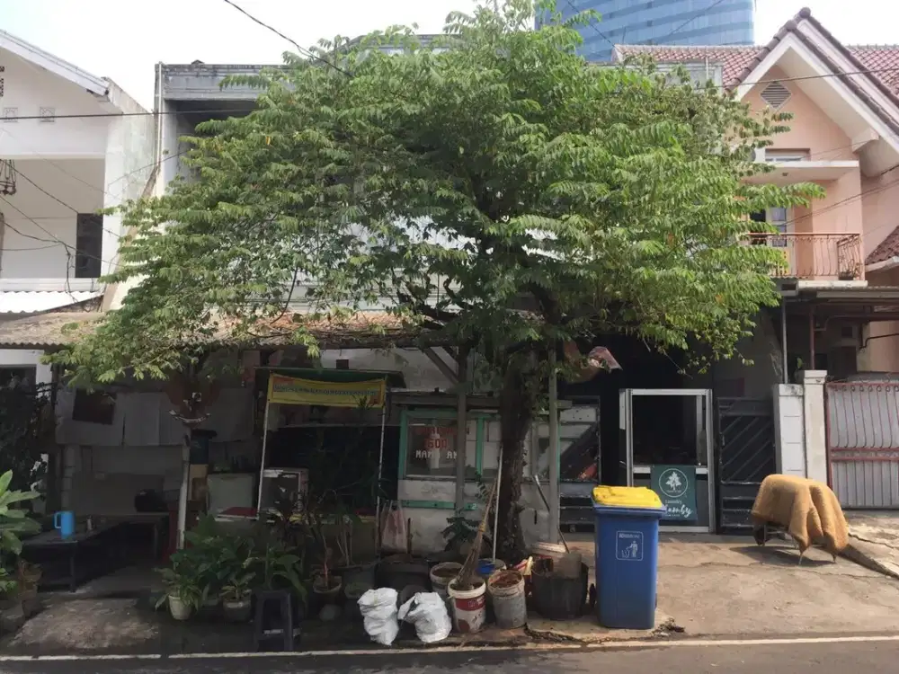 Rumah 2 Lantai di Pejompongan Dalam Jakarta Pusat