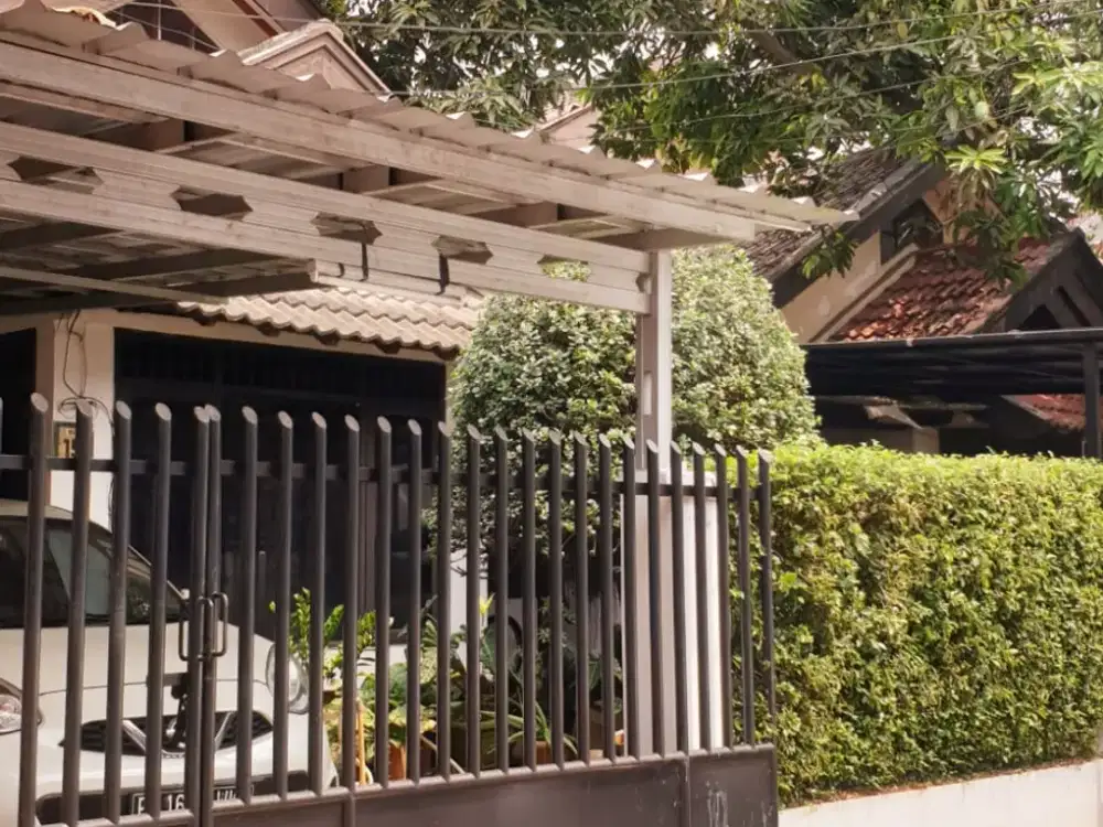 Rumah bagus Di Puter, Bintaro Jaya