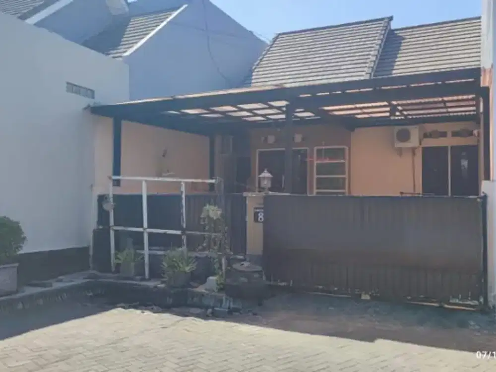 Dijual Rumah Cantik di Gresik Kota Baru Dekat Gress Mall Gresik