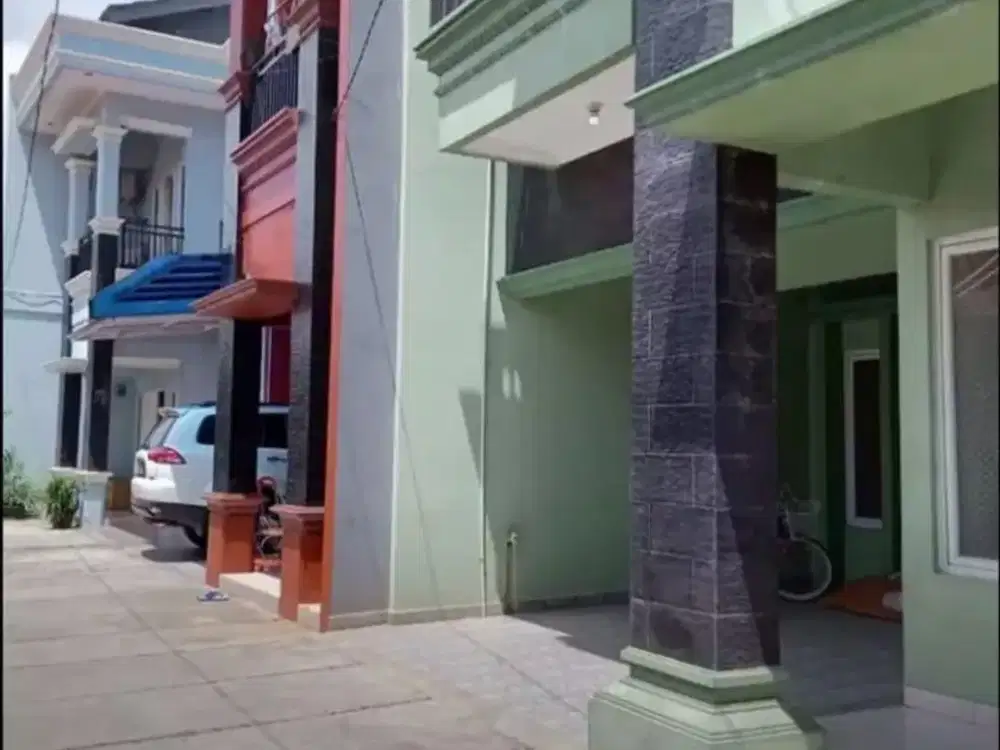 Rumah 2 Lantai di Komplek IKIP Duren Sawit