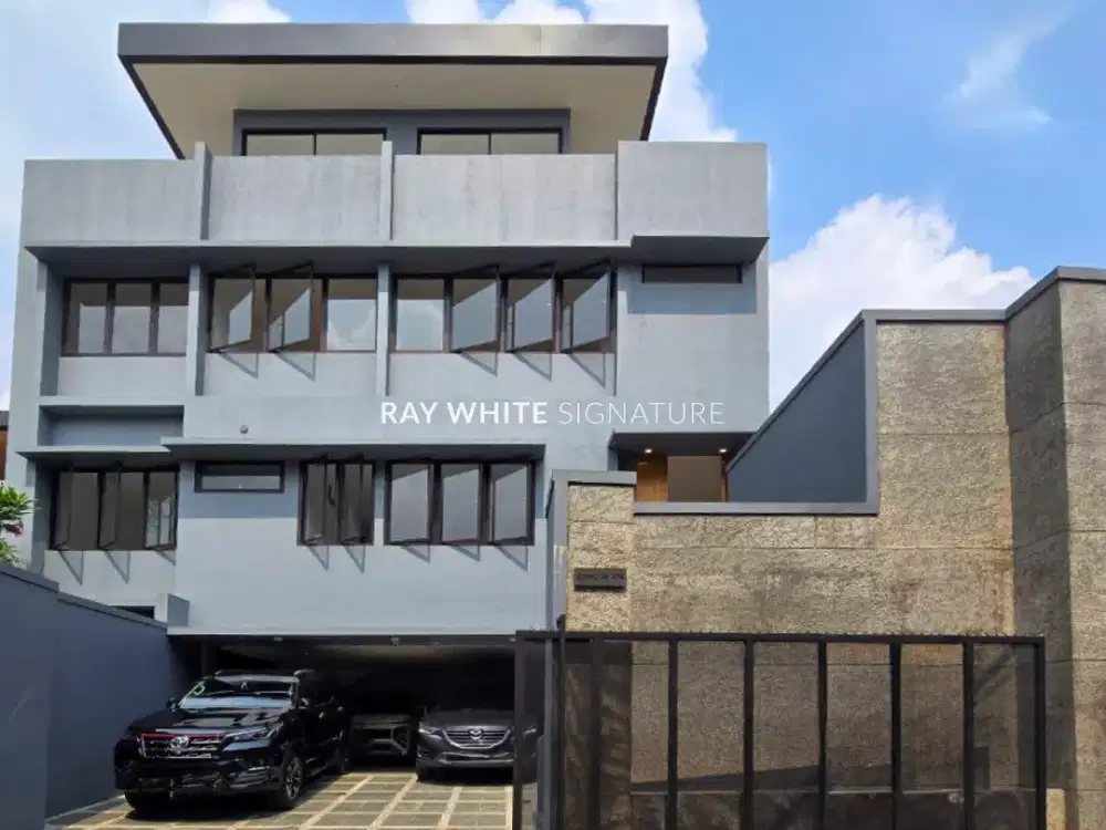 Rumah Baru 3 Lantai Design Minimalis Bebas Banjir di Jl Bungur Dekat Kemang