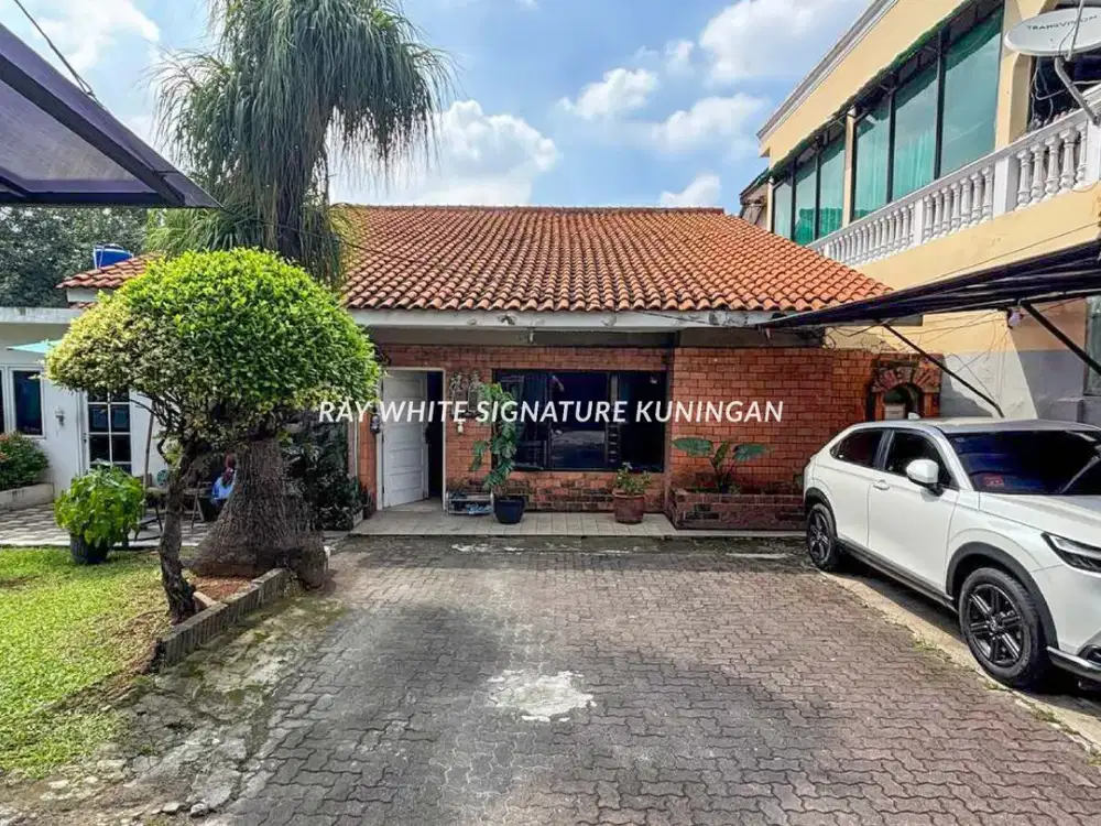 Rumah Lama 1 Lantai Cocok Untuk Bisnis di Jl Bangka Zona Komersial