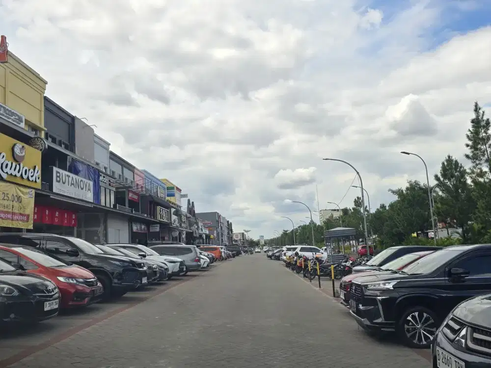 Dijual Kondisi Tersewa RUKO MAGGIORE SQUARE di Depan Goldfinch