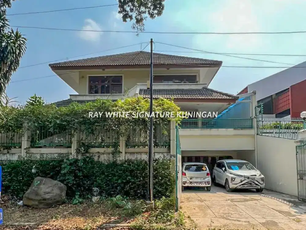 Rumah Bangunan Lama di Jl Duta Permai Pondok Indah