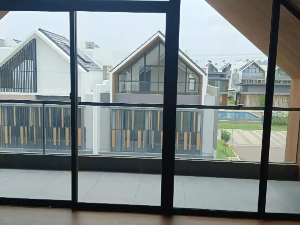 Disewa Rumah Cluster Strozzi Gading Serpog