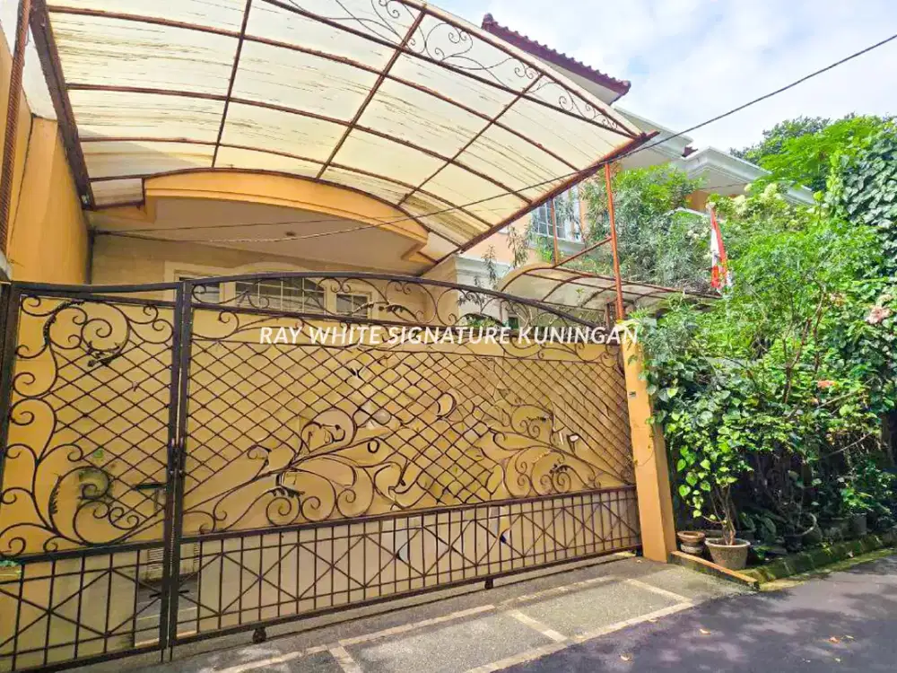 Rumah Mewah Posisi Hook Jl Denpasar Lokasi Prime Area Tenang