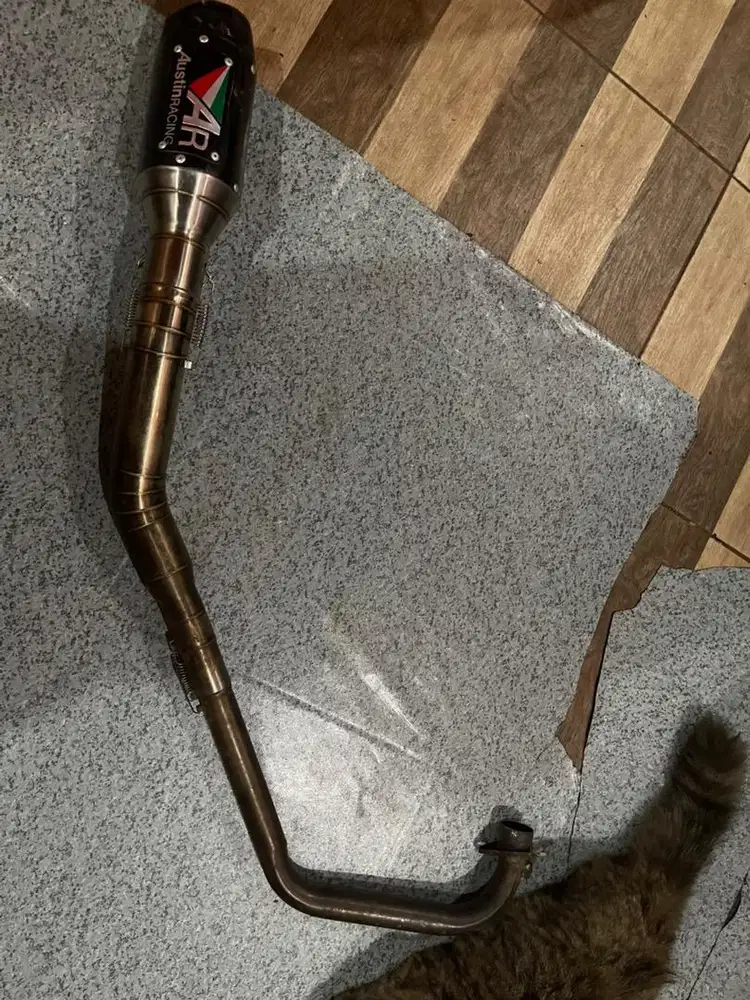 Knalpot AustinRacing,buat GSX & satria fu