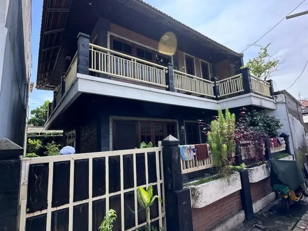 Dijual Rumah Besar dan Luas di Donokerto Surabaya dekat RS Adi Husada Kapasari dan ITC