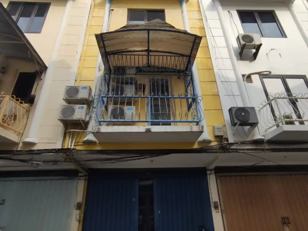 DIJUAL RUKO 3,5 lantai SIAP  PAKAI Klampis 21 Surabaya Timur