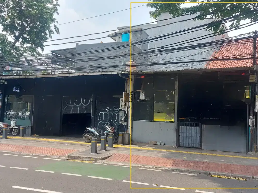 Rumah 2,5 Lantai Lokasi Dekat dengan Tempat Usaha di Tebet Jaksel