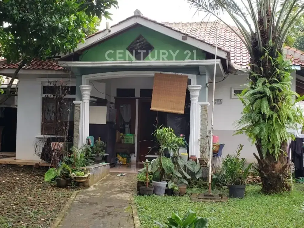 Dijual Rumah Asri Halaman Luas Di Petukangan Selatan JakSel