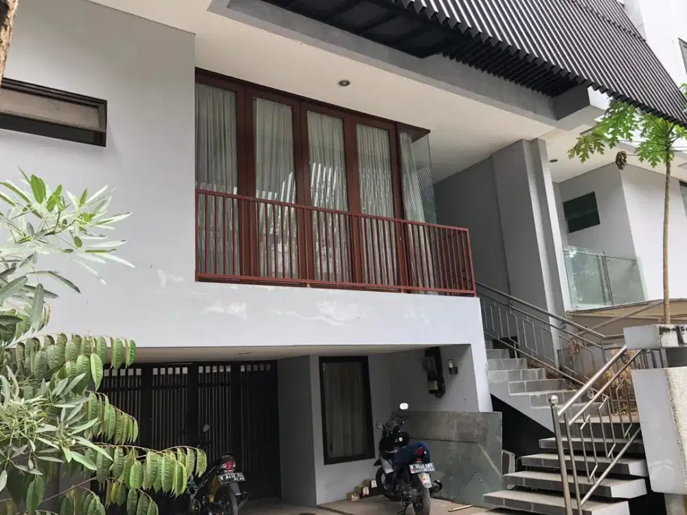 Rumah Townhouse Murah di Bangka Kemang Design Modern Siap Huni Strategis Kompleks dg Security Gate