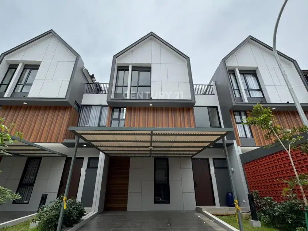 RUMAH 3 LANTAI DI KOTA WISATA CIBUBUR