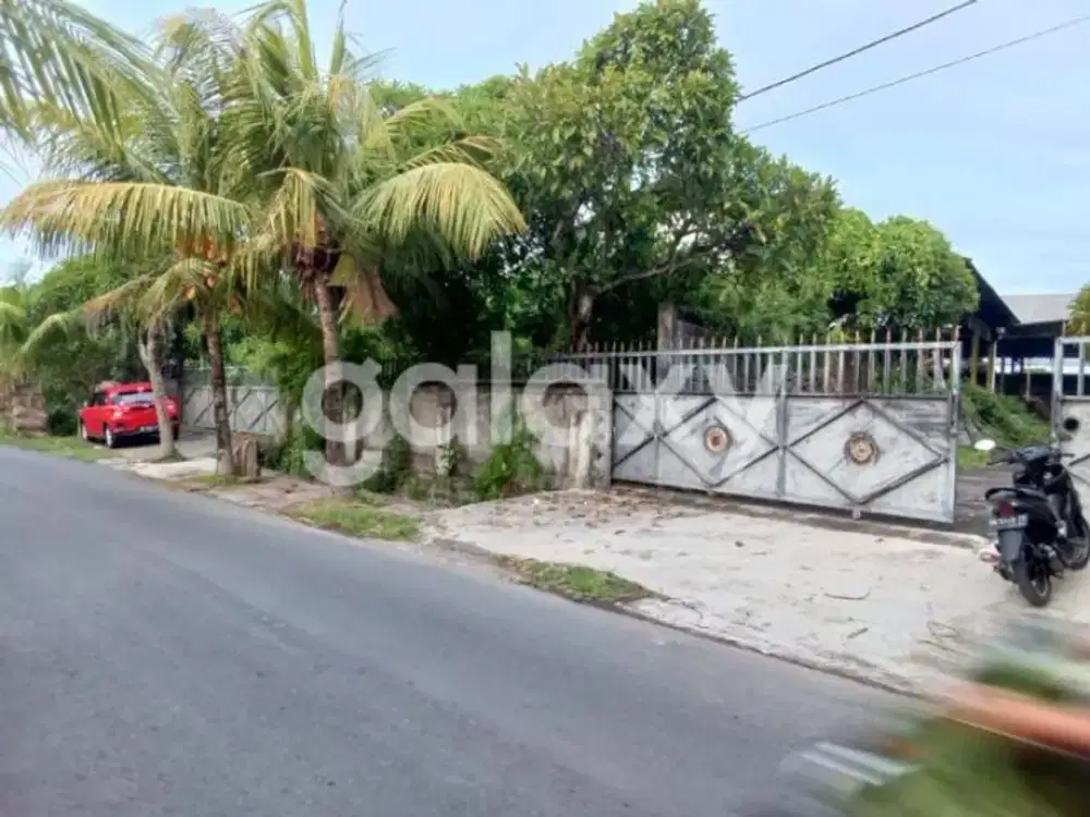 TANAH BONUS BANGUNAN RAYA GUMICIK KETEWEL SUKAWATI GIANYAR, BALI